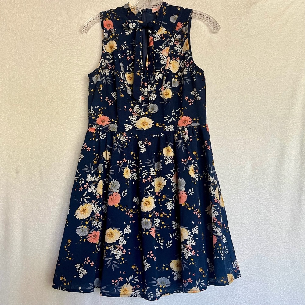 re:named Floral Print Dress Sleeveless Bow Neck Navy Blue Party Cute Cottage M‎